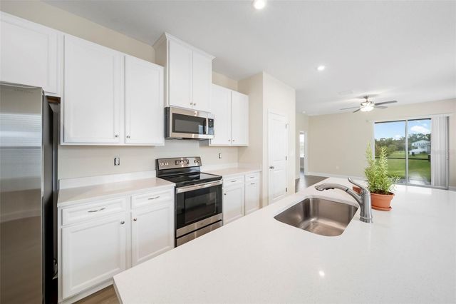 14008 CRIMSON AVENUE, Bradenton, FL 34211