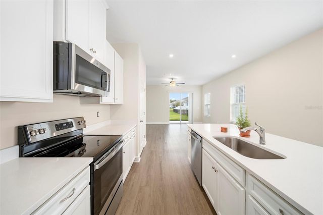 14008 CRIMSON AVENUE, Bradenton, FL 34211