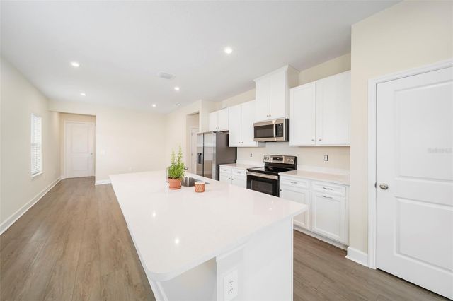 14008 CRIMSON AVENUE, Bradenton, FL 34211