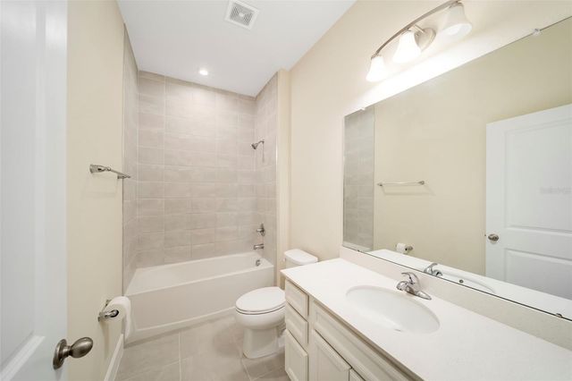 14008 CRIMSON AVENUE, Bradenton, FL 34211