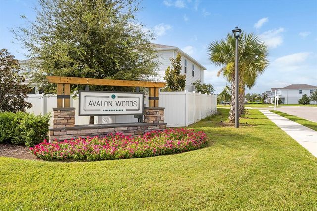 14008 CRIMSON AVENUE, Bradenton, FL 34211