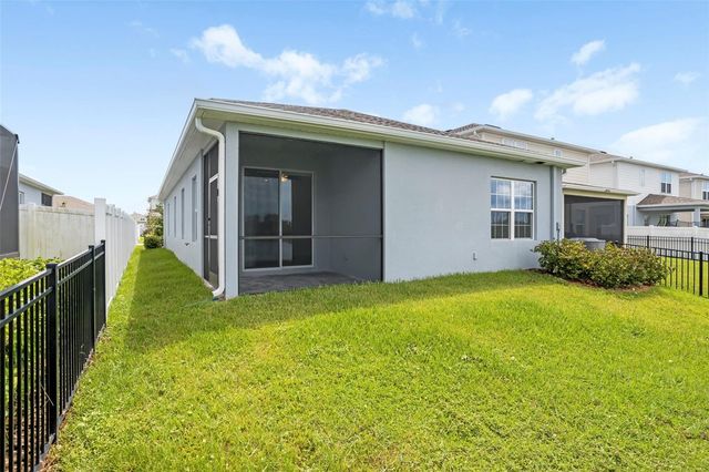 14008 CRIMSON AVENUE, Bradenton, FL 34211