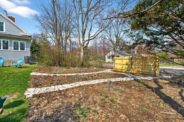 401 S High Street, Yellow Springs, OH 45387