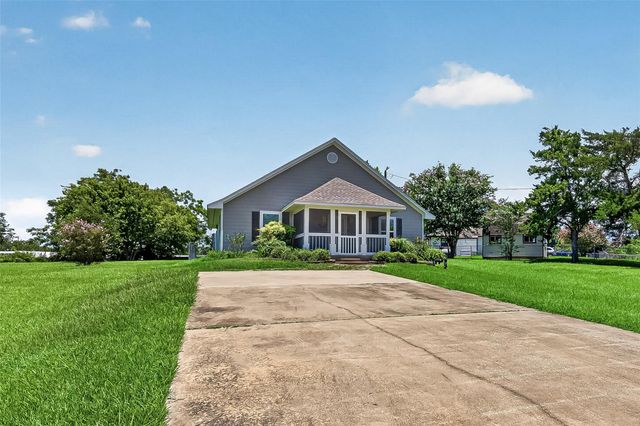 5317 County Road 868e, Brazoria, TX 77422