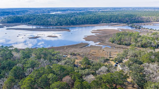 4107 Davison Road, Ravenel, SC 29470