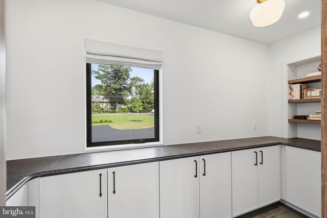 1536 NEW HOLLAND PIKE, Lancaster, PA 17601