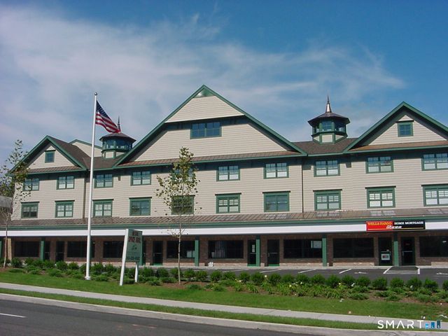 365 Westport Avenue 2K, Norwalk, CT 06851