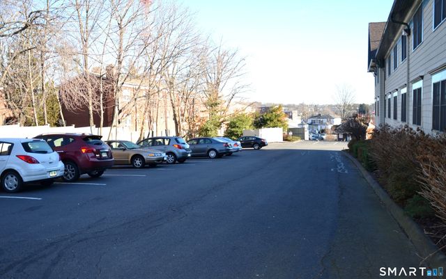 365 Westport Avenue 2K, Norwalk, CT 06851