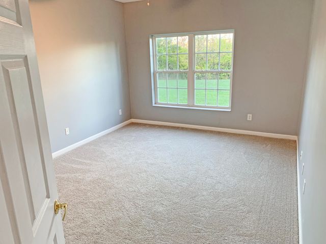 315 Ivy Ridge Drive, 315 315, Newport, KY 41076