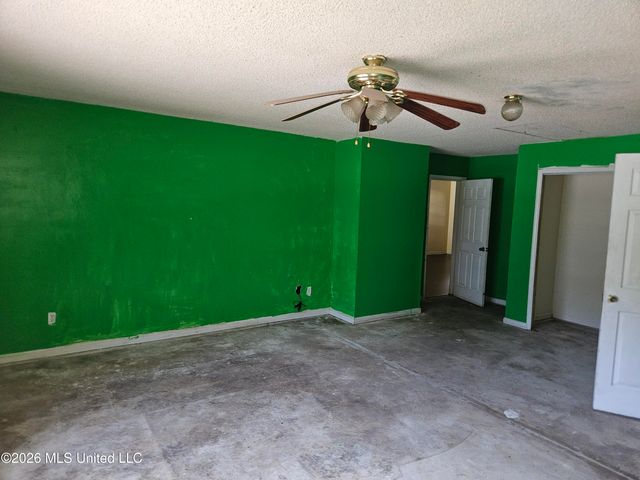 5411 Monaco Street, Pascagoula, MS 39581