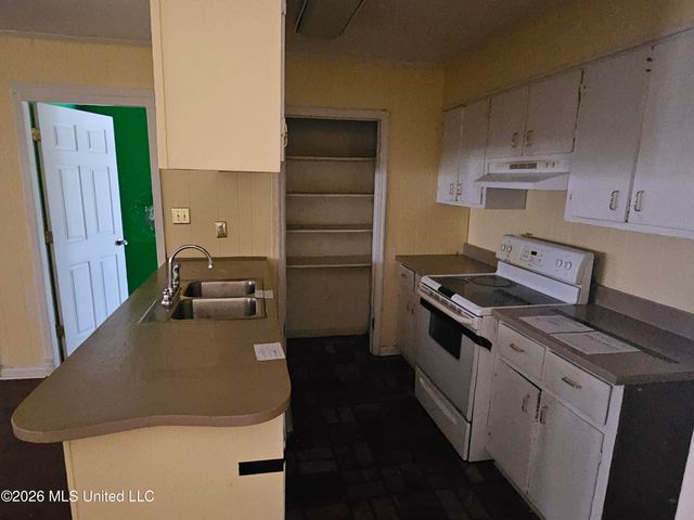 5411 Monaco Street, Pascagoula, MS 39581