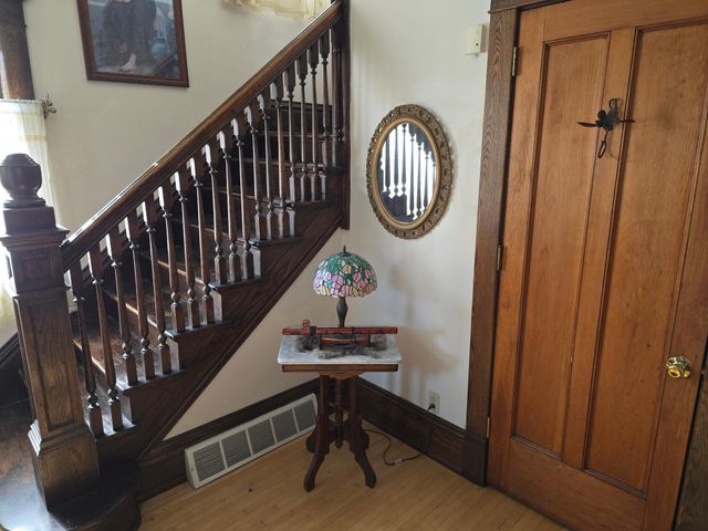 806 E 36th Street, Minneapolis, MN 55407