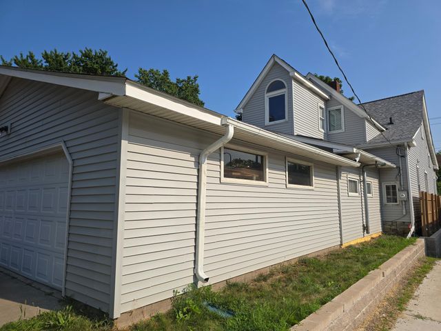 806 E 36th Street, Minneapolis, MN 55407