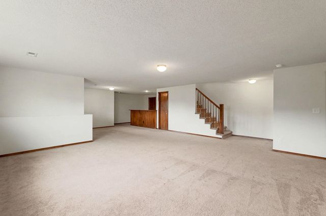 11428 E Pine Meadow Ct, Wichita, KS 67206