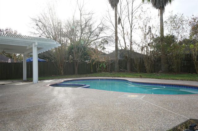 18807 Timbers Drive, Humble, TX 77346