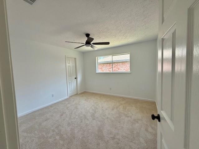 501 Valley Brook Drive, La Porte, TX 77571