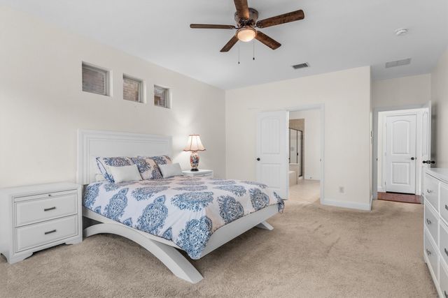 1517 Presley Way, Lantana, TX 76226