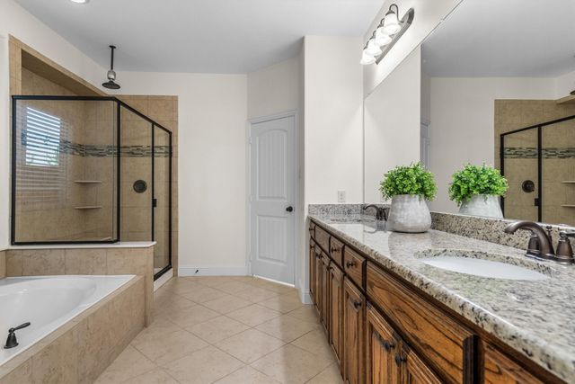 1517 Presley Way, Lantana, TX 76226