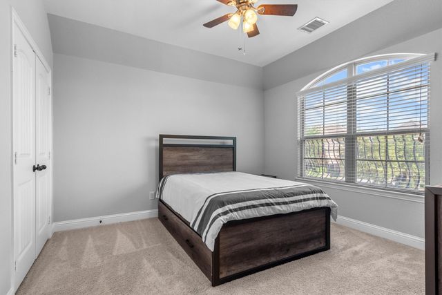 1517 Presley Way, Lantana, TX 76226