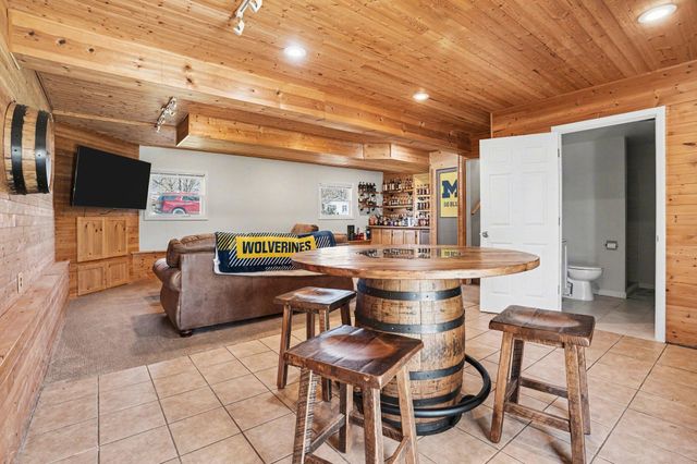 58446 Greenfield Court, Fabius Twp, MI 49093