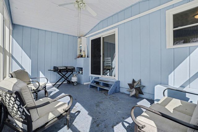 58446 Greenfield Court, Fabius Twp, MI 49093