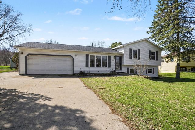 58446 Greenfield Court, Fabius Twp, MI 49093
