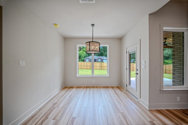 113 Red Wing Way, Haskell, AR 72015