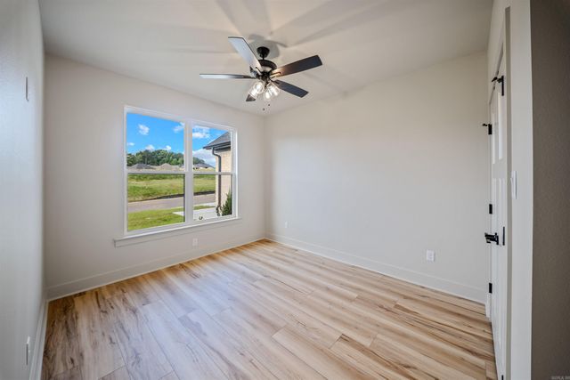 113 Red Wing Way, Haskell, AR 72015