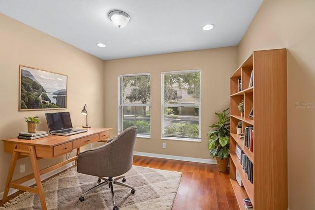 2916 ROYAL TUSCAN LANE, Valrico, FL 33594