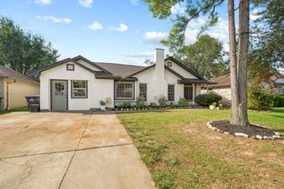 3005 Quail Run Drive, Alvin, TX 77511