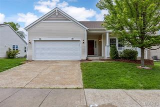 201 Brighton Park Drive, St Charles, MO 63303