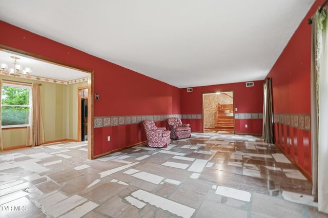 578 Blakley Drive, Kingsport, TN 37664