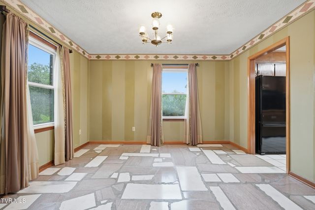 578 Blakley Drive, Kingsport, TN 37664