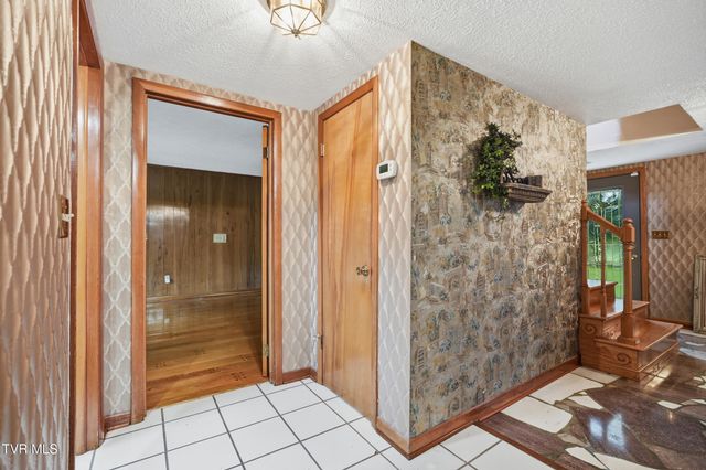 578 Blakley Drive, Kingsport, TN 37664
