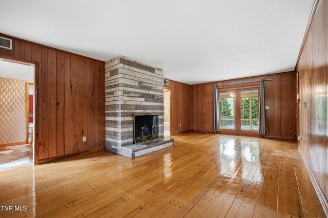 578 Blakley Drive, Kingsport, TN 37664