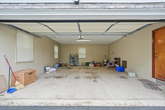 578 Blakley Drive, Kingsport, TN 37664