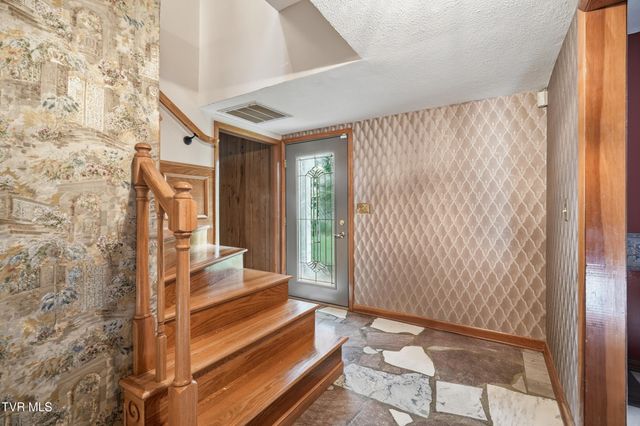 578 Blakley Drive, Kingsport, TN 37664