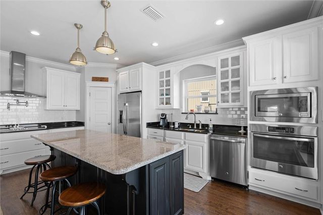 409 Carolyn Circle, Dauphin Island, AL 36528