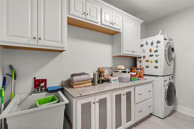 409 Carolyn Circle, Dauphin Island, AL 36528