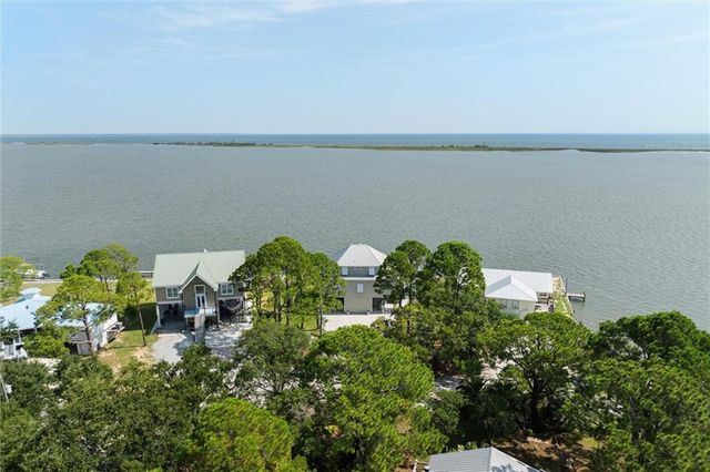 409 Carolyn Circle, Dauphin Island, AL 36528