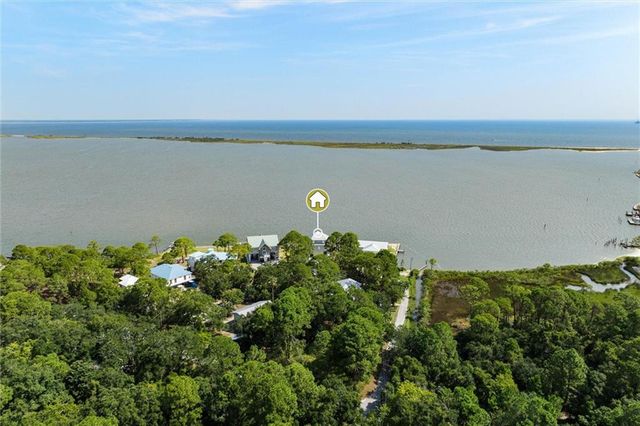 409 Carolyn Circle, Dauphin Island, AL 36528