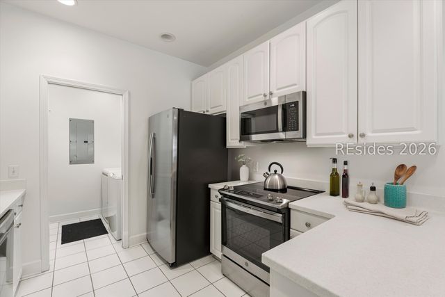 15 Indigo Run Dr Unit 5, Hilton Head Island, SC 29926