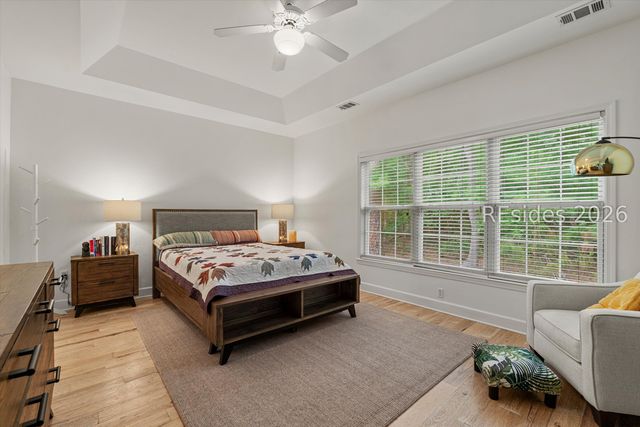 15 Indigo Run Dr Unit 5, Hilton Head Island, SC 29926