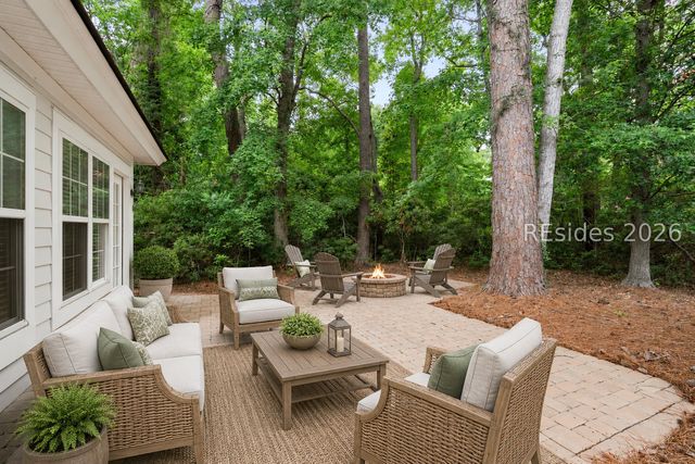15 Indigo Run Dr Unit 5, Hilton Head Island, SC 29926