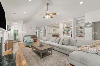 15 Indigo Run Dr Unit 5, Hilton Head Island, SC 29926