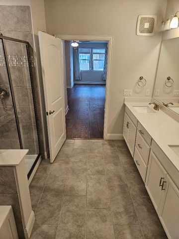 1735 Wittington Place 2205, Farmers Branch, TX 75234