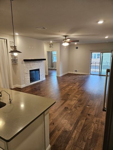 1735 Wittington Place 2205, Farmers Branch, TX 75234