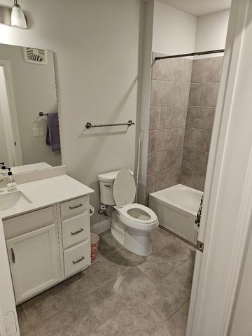 1735 Wittington Place 2205, Farmers Branch, TX 75234