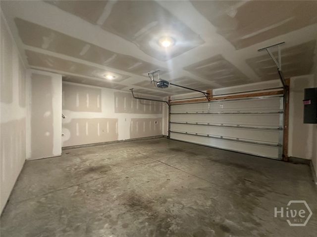 556 Turpentine Trail, Bloomingdale, GA 31302