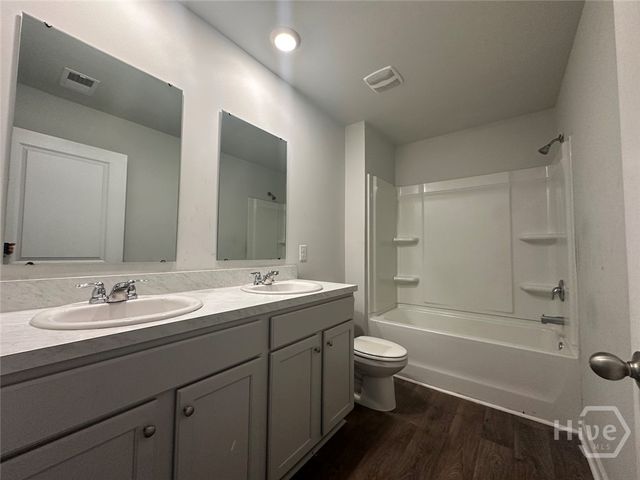 556 Turpentine Trail, Bloomingdale, GA 31302